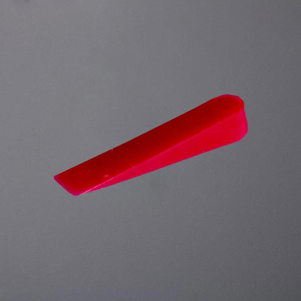 Fliesenkeil aus rotem PVC