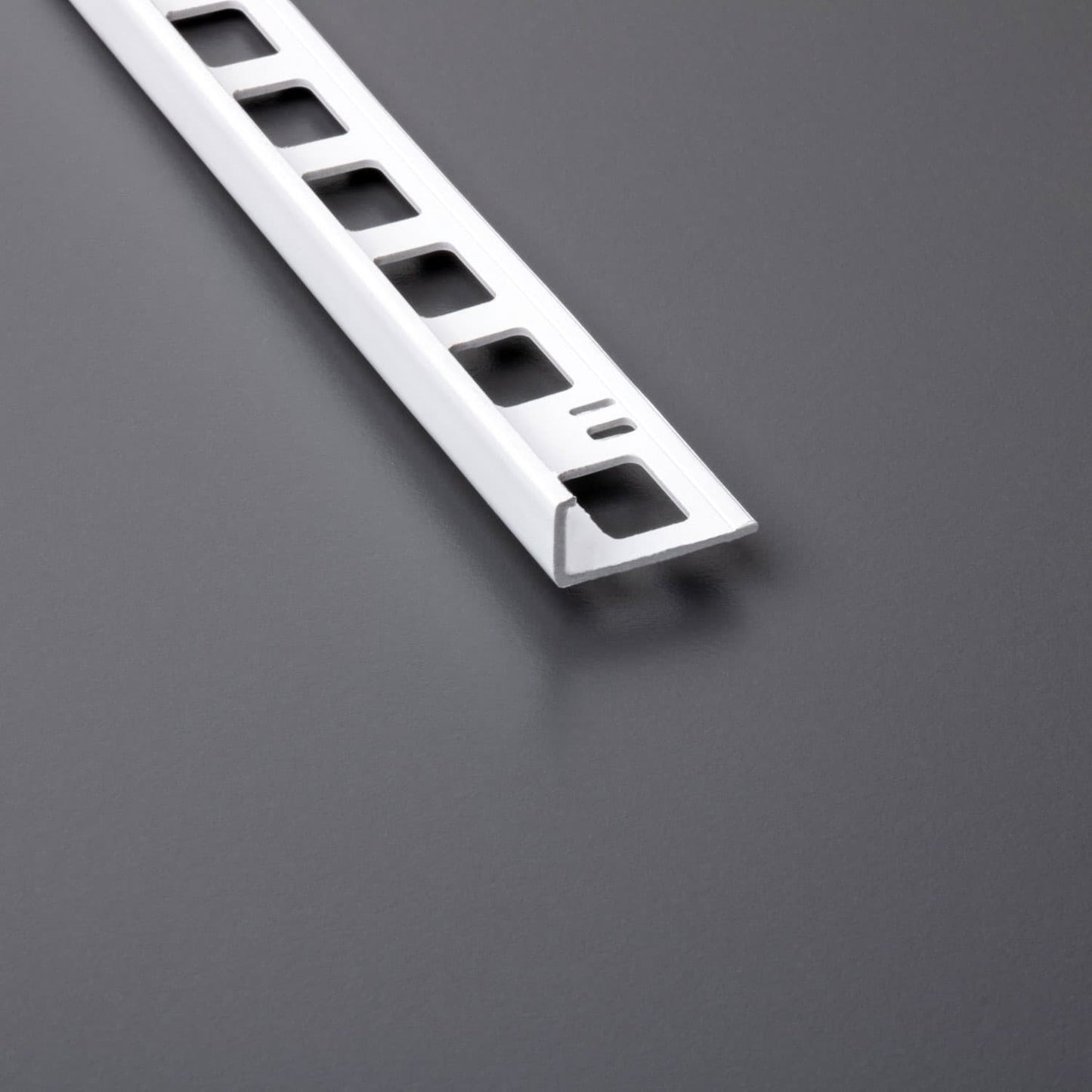 Winkelprofil PVC weiß