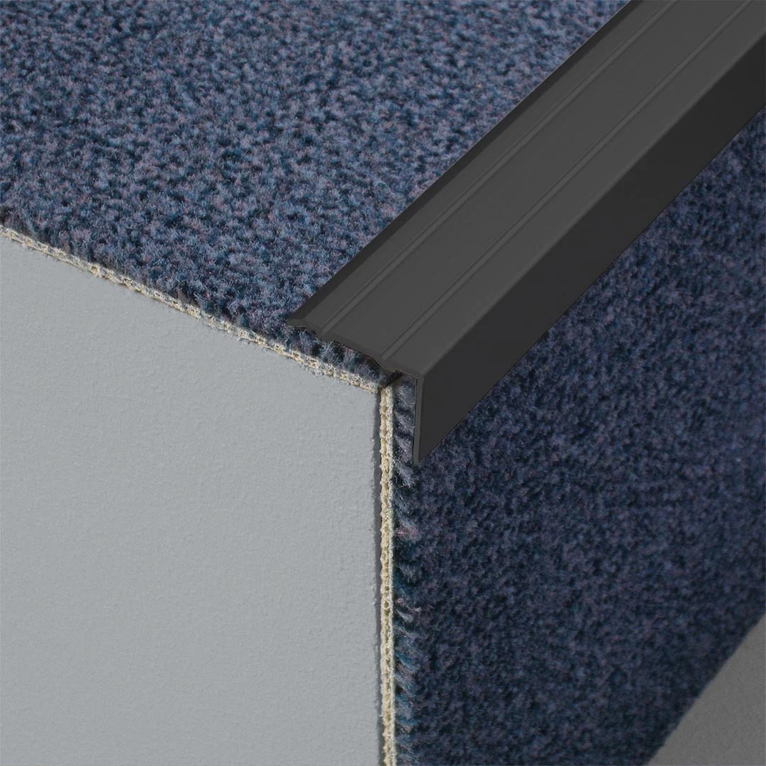 Stufenprofil zum Nachrüsten Aluminium schwarz selbstklebend Ambiente #F005115
#F005116
